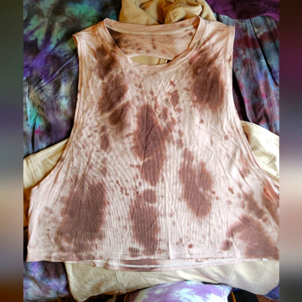 Lulu crop tank